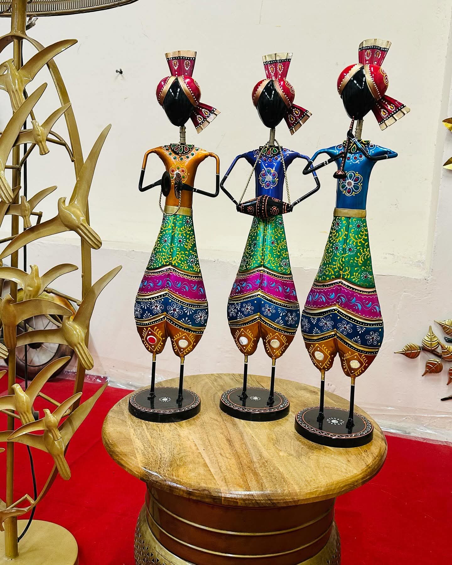 The SK Creative Arts – Home Décor, Industrial Furniture, Lamps, Gifts and Interior Designing