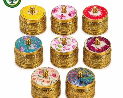 Premium-Brass-Sindur-Box-for-Festive-Season-Return-Gifts-3