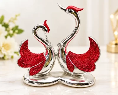 Gifts-for-Someone-You-Love-–-Beautiful-Love-Bird-Statue